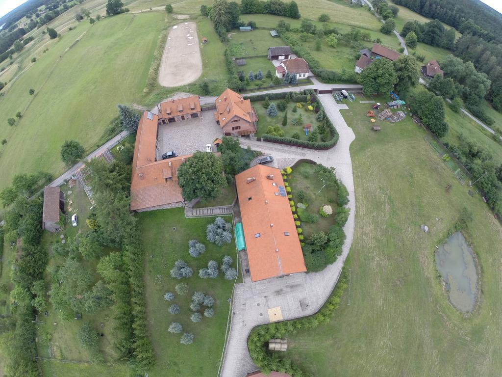 Stajnia Lipowo 45 Villa Eksteriør billede