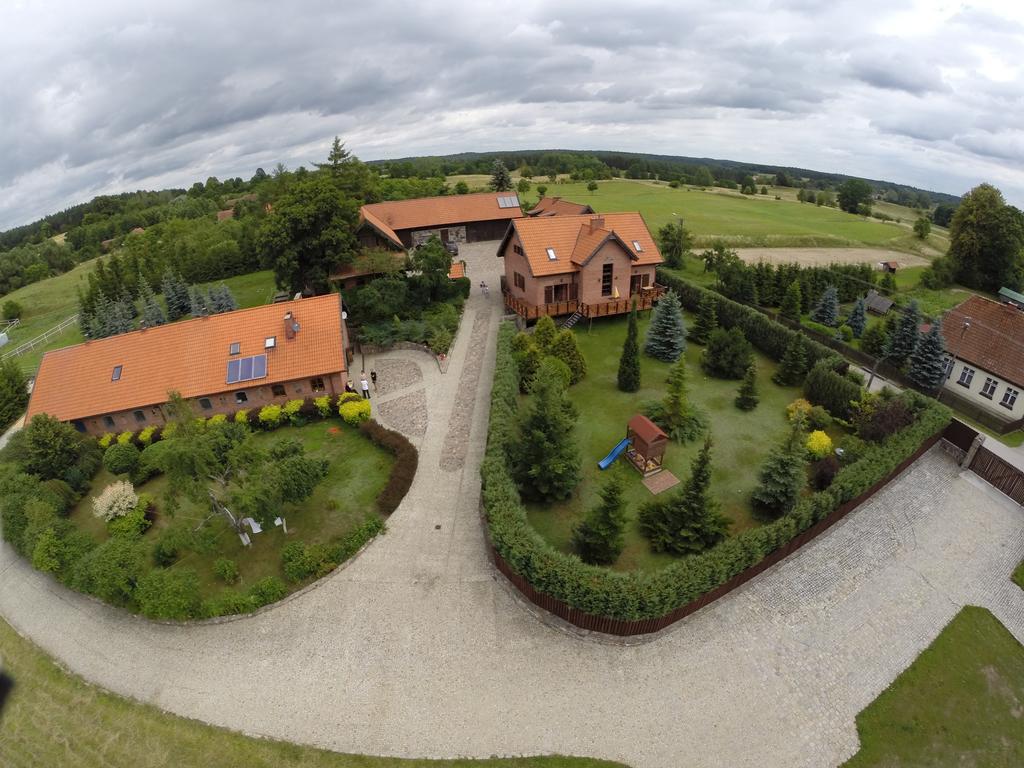 Stajnia Lipowo 45 Villa Eksteriør billede